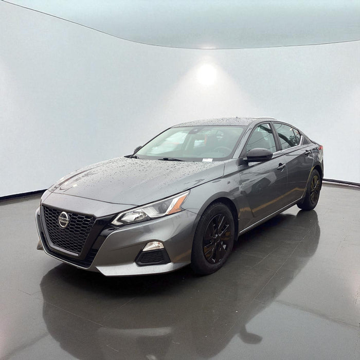 Nissan with chrome delete trim accessories installed