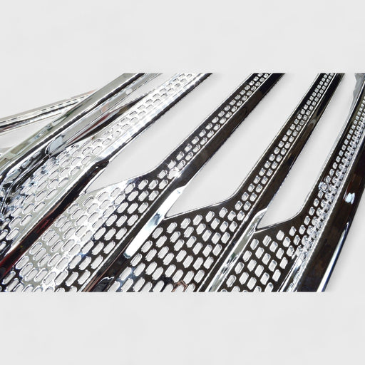 Chevrolet Traverse Chrome Delete Grille Overlay