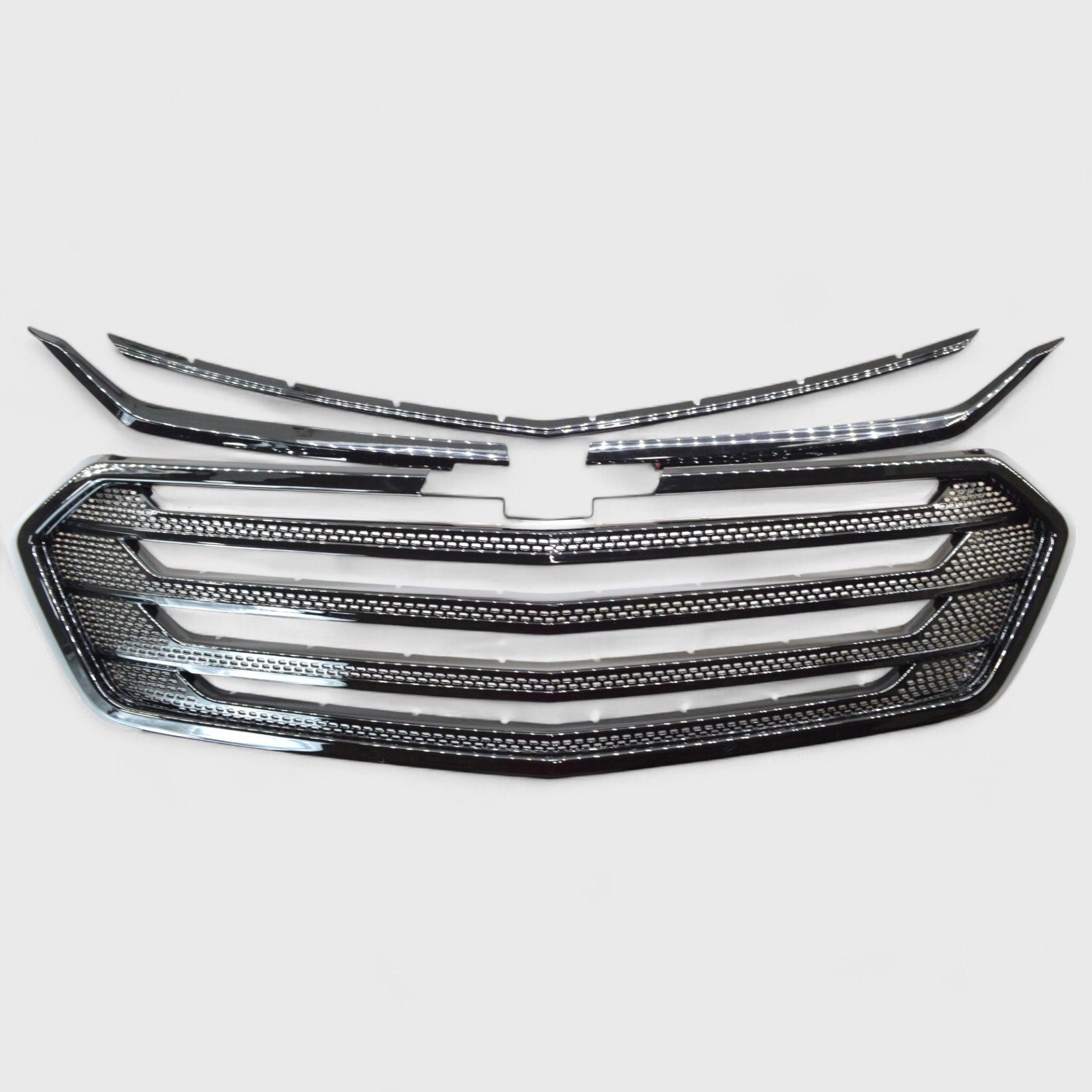 Chevrolet Traverse Chrome Delete Grille Overlay