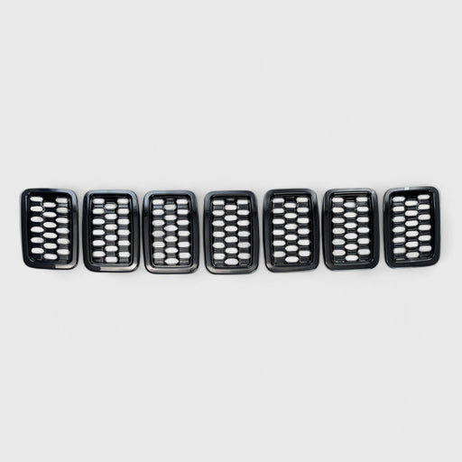 Jeep Grand Cherokee or Jeep Grand Cherokee WK Chrome Delete Grille Overlay