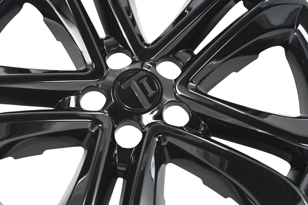 Close-up of WSK863-18BLK gloss black wheel skins for 2021 Ford Edge